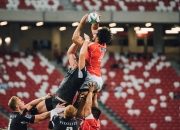 开云官方app入口-巅峰对决，湖人险胜新疆队，哈登成关键先生改写战局