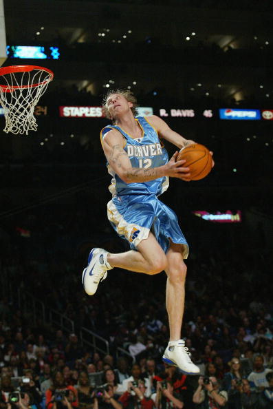 全明星赛火热开战,明星球员飞身扣篮惊艳全场的简单介绍 全明星赛火热开战,明星球员飞身扣篮惊艳全场的简单介绍