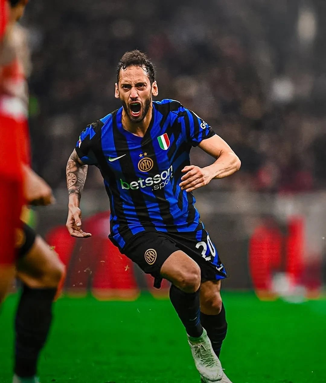 包含AC米兰主力中卫连续场出色发挥,证明实力的词条 包含AC米兰主力中卫连续场出色发挥,证明实力的词条