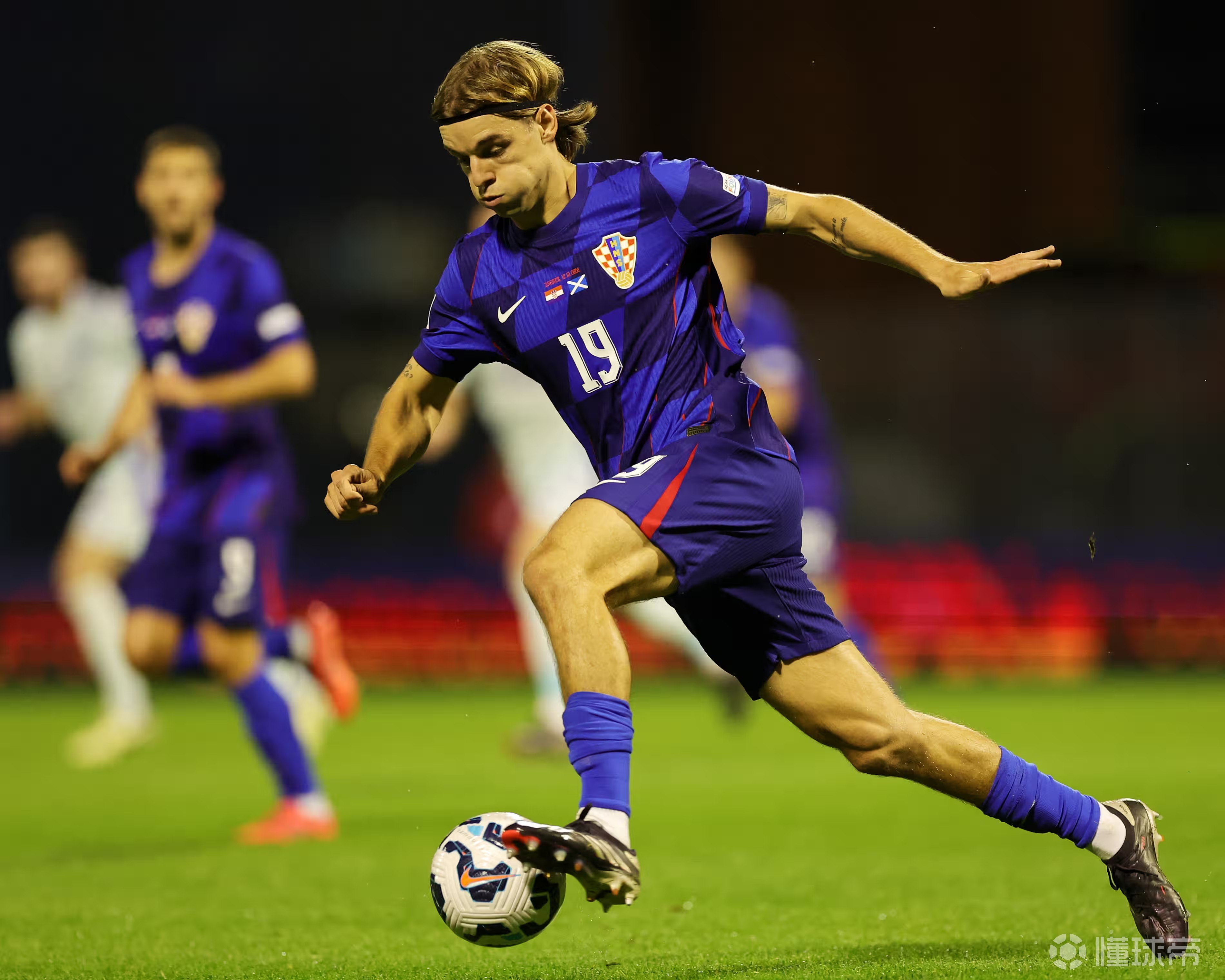 水晶宫外援表现不佳,球队上半程难堪 水晶宫外援表现不佳,球队上半程难堪