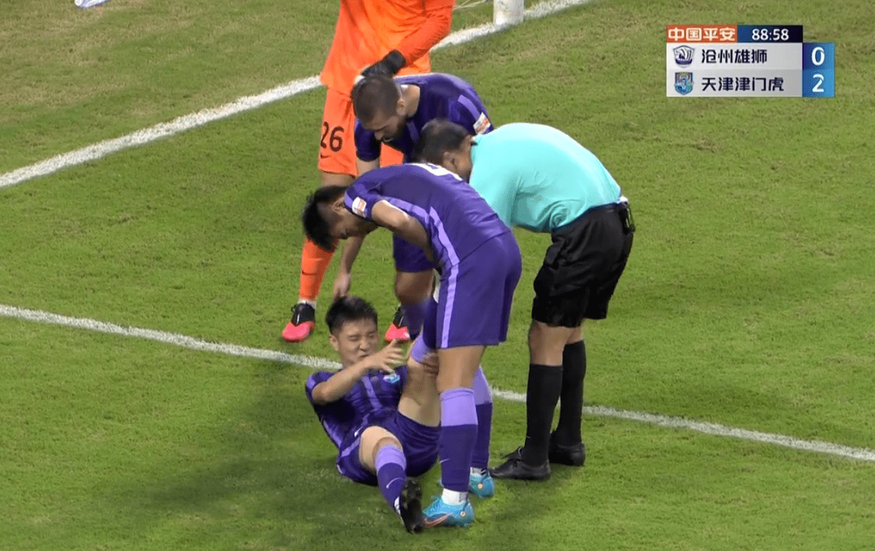 关于锋线球员状态火热,助球队逆转战绩的信息 关于锋线球员状态火热,助球队逆转战绩的信息