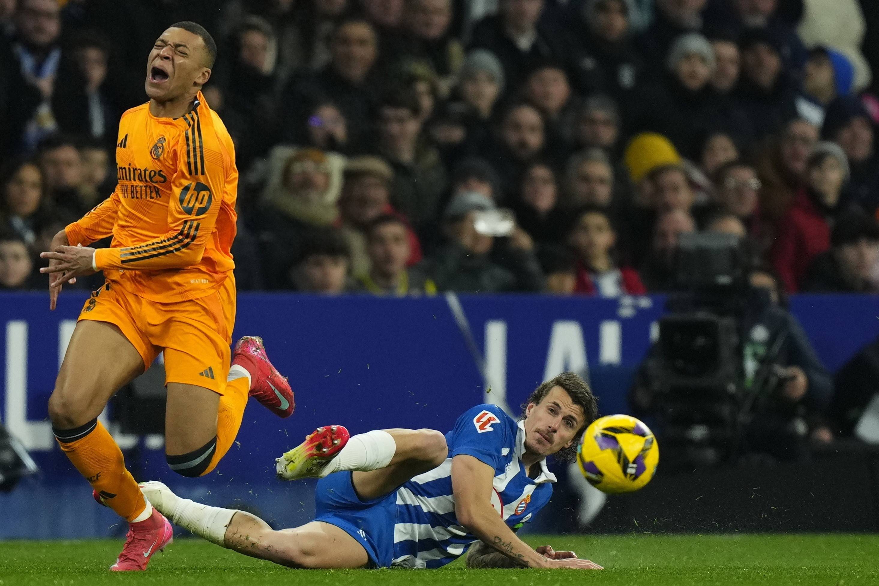 包含西甲豪门宣布重组:皇家马德里发起大规模换血行动的词条 包含西甲豪门宣布重组:皇家马德里发起大规模换血行动的词条