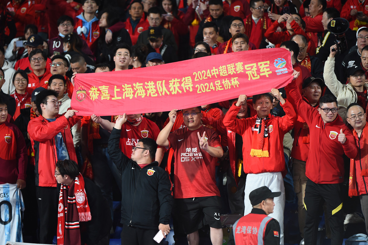 包含一往无前！国家代表团斗志昂扬争金牌的词条