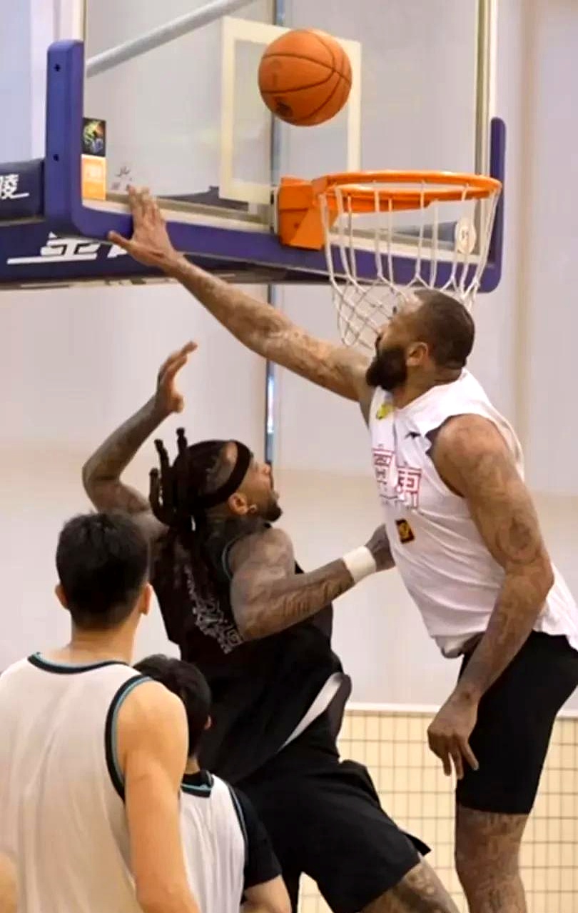 关于球队备战新赛季,全员状态火爆的信息 关于球队备战新赛季,全员状态火爆的信息