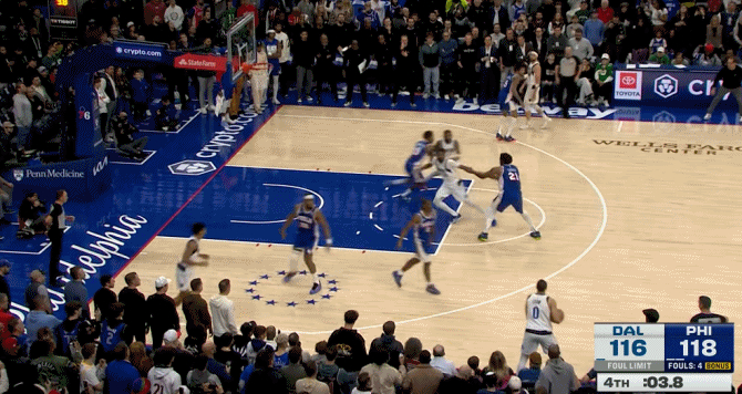 包含凯尔特人翻盘独行侠，恩比德刷新纪录的词条