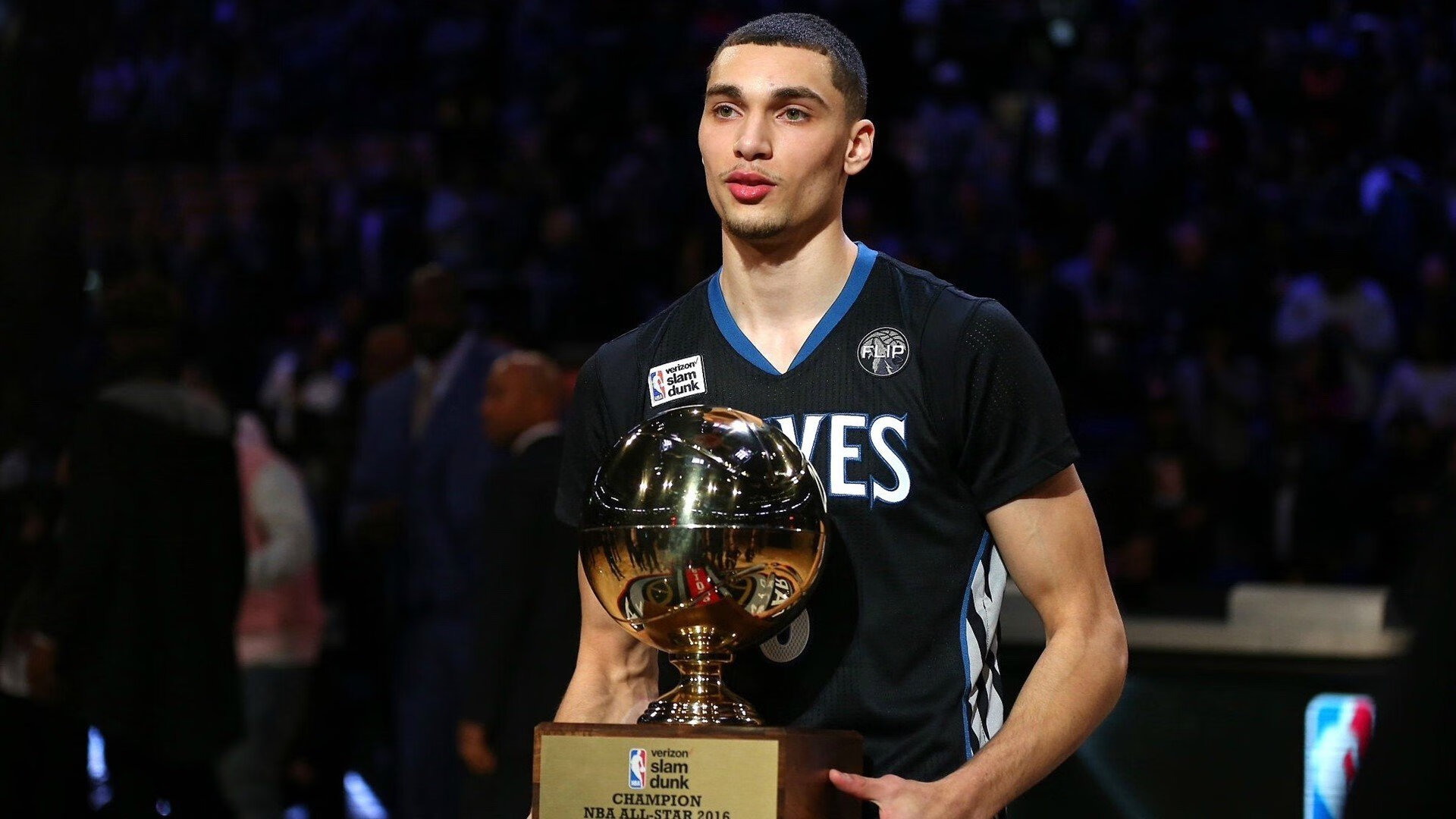 东决关键战之夜，C罗个人能力完全展现