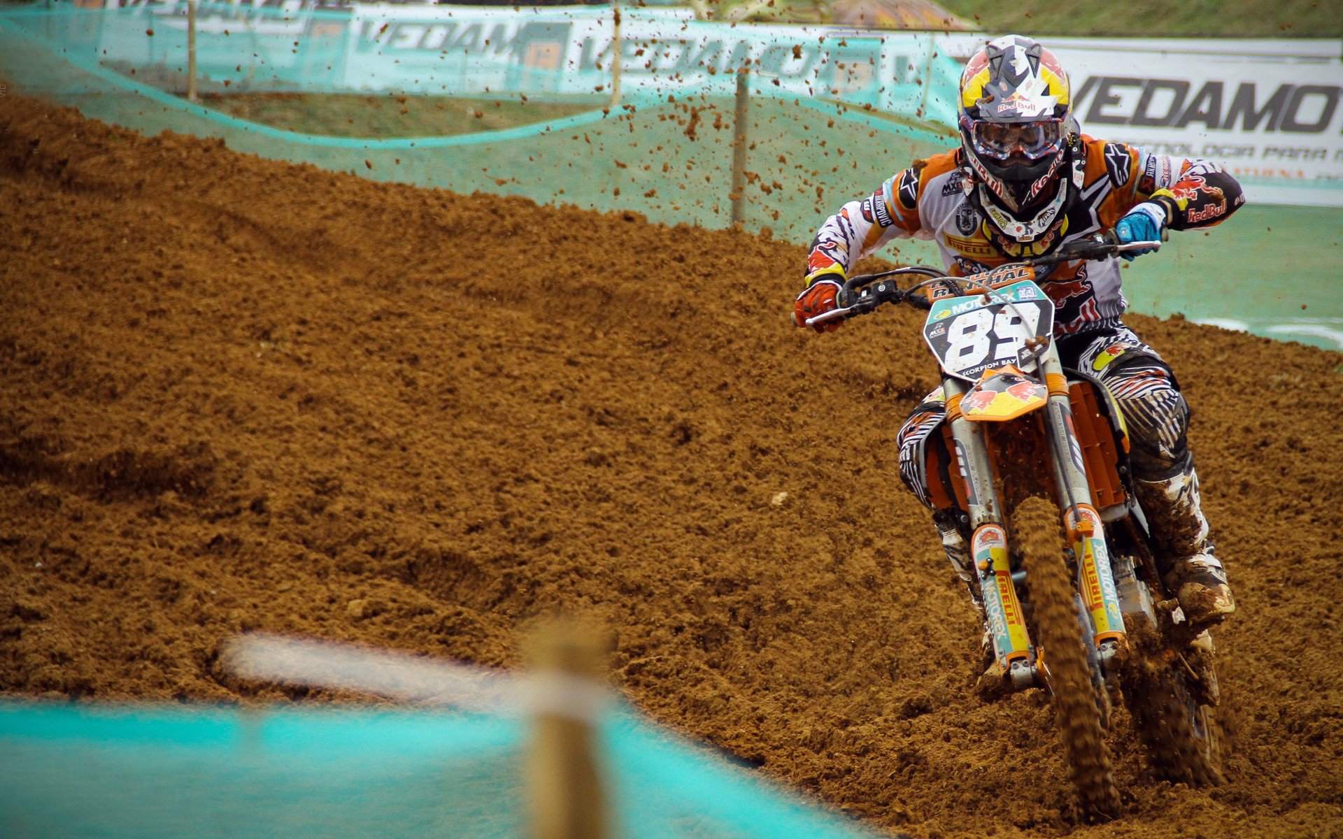 冰封潘帕斯，当皮克用一记冰岛之墙冻结了梅西的阿根廷