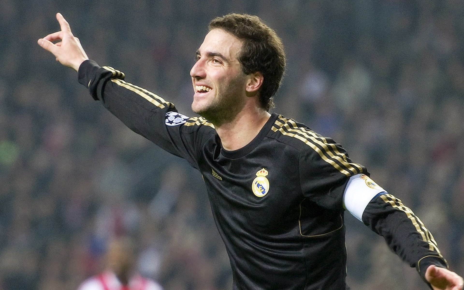 C罗全程高能输出,南非硬仗决胜皇家社会,一场定义传奇的战役