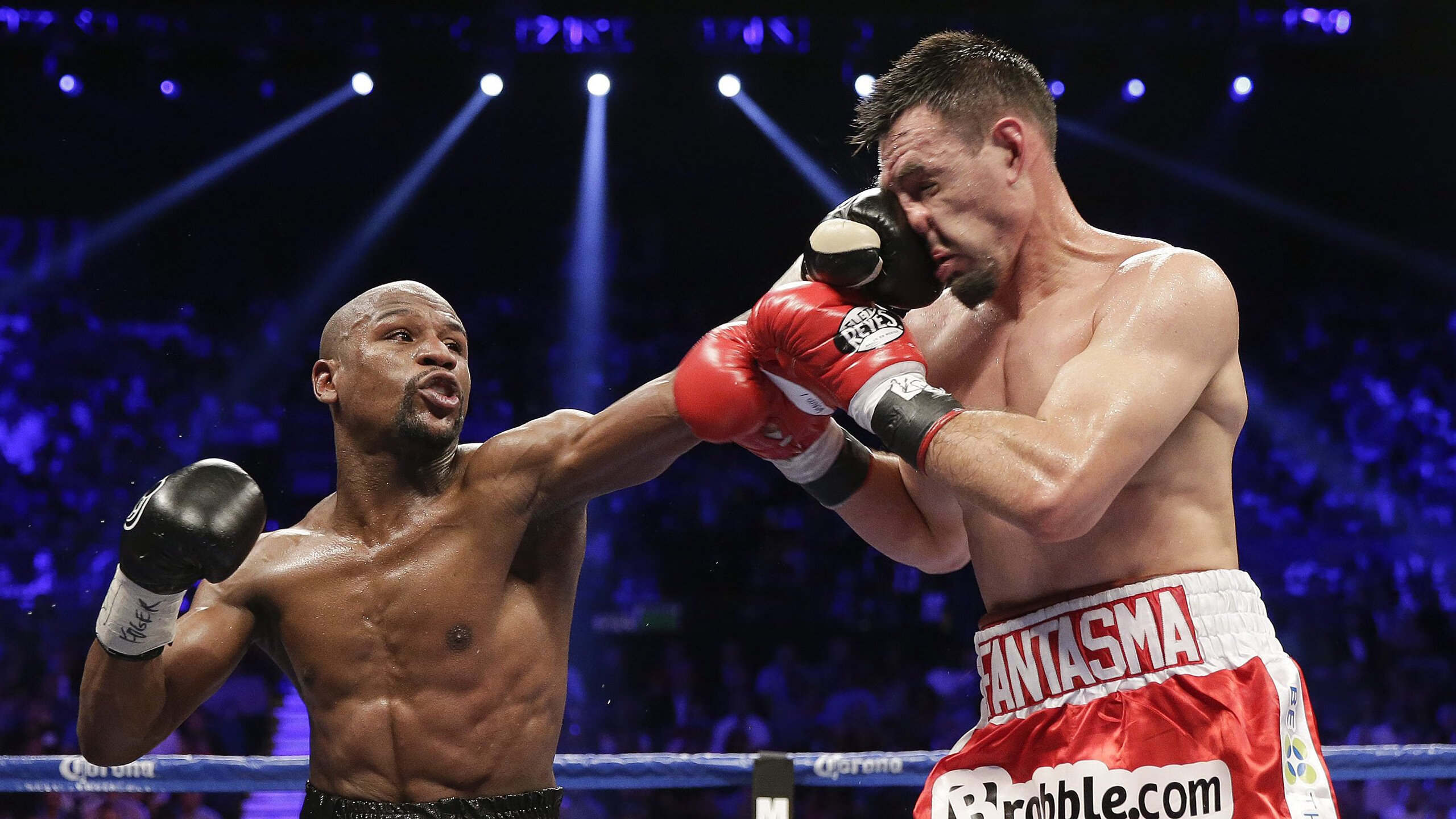 布伦森关键时刻站出来，灰熊轻取黄蜂，一场团队韧性与个人英雄主义的完美结合