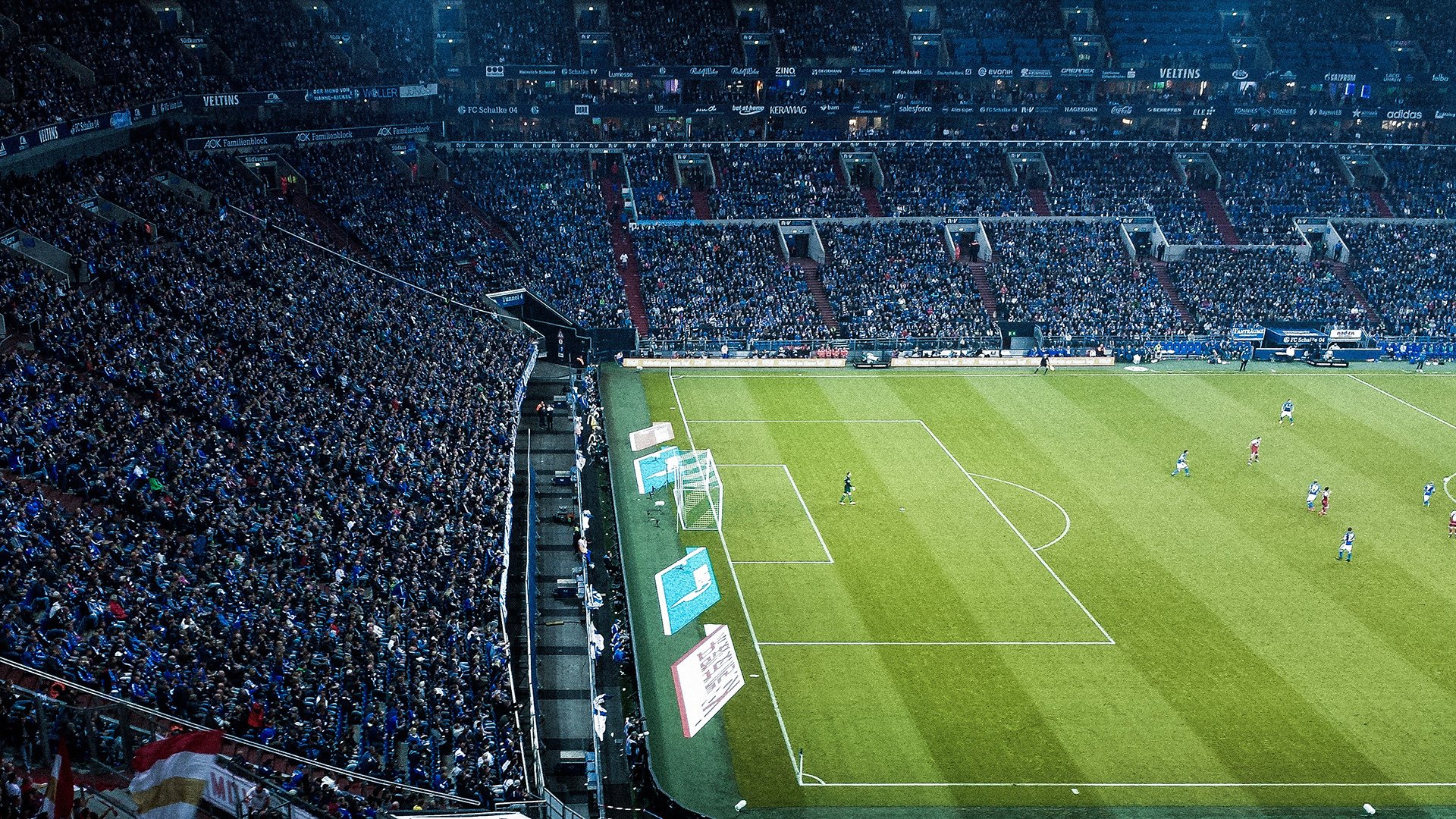 法网鏖战温网，梅德韦杰夫点燃赛场